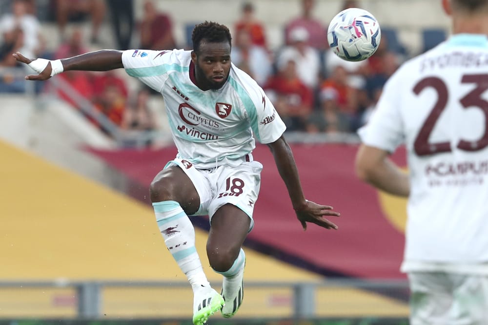 Lassana Coulibaly of Salernitana in action