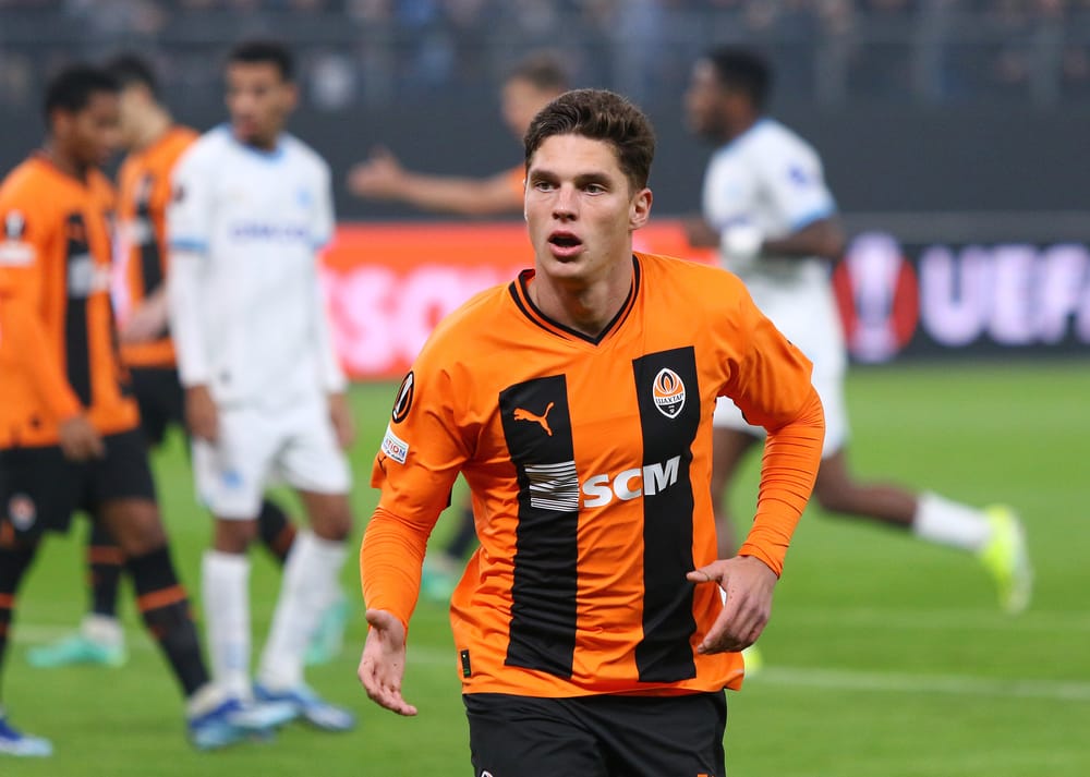 Georgiy Sudakov of Shakhtar Donetsk.