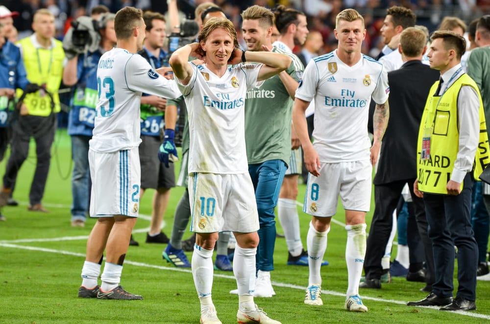 Euro Championship Group E: Slovakia vs. Romania, Türkiye's Triumph, and More - Key Match Summaries.