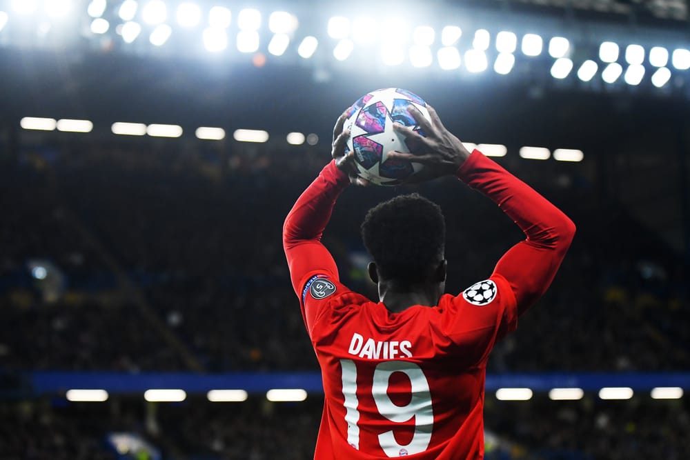 Bayern Munich's Search for New Left-Back Amid Alphonso Davies Contract Uncertainty.