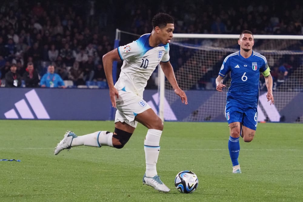 Euro Championship Group E: Slovakia vs. Romania, Türkiye's Triumph, and More - Key Match Summaries.