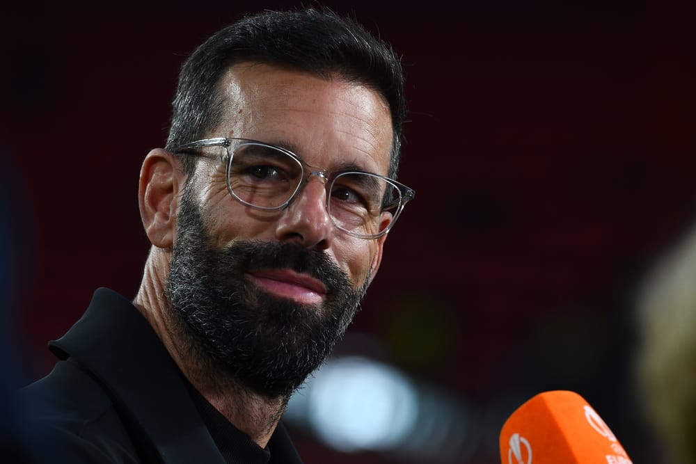 Ruud van Nistelrooy Returns to Manchester United as Assistant Coach