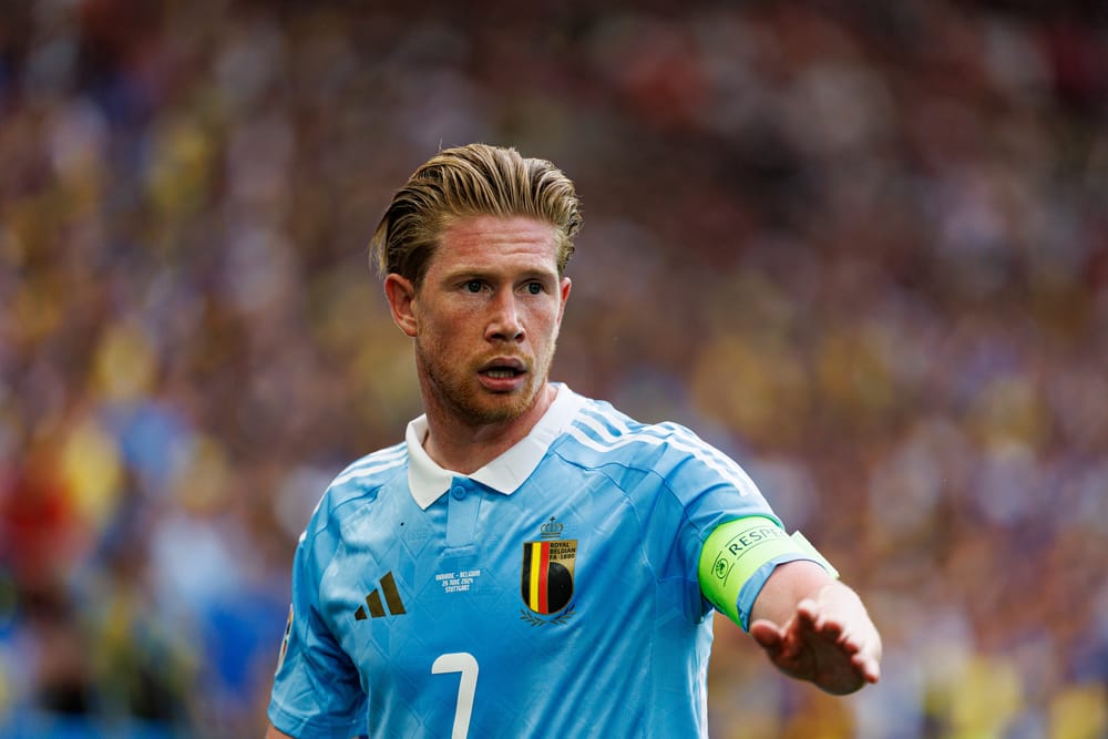 Euro Championship Group E: Slovakia vs. Romania, Türkiye's Triumph, and More - Key Match Summaries.