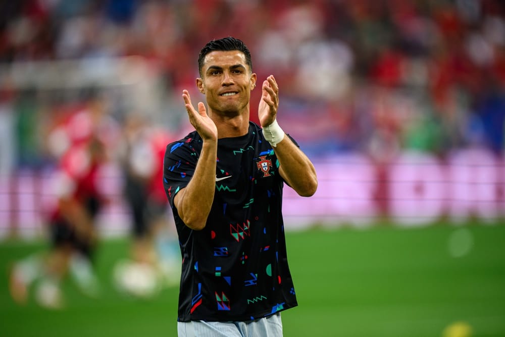 Euro Championship Group E: Slovakia vs. Romania, Türkiye's Triumph, and More - Key Match Summaries.